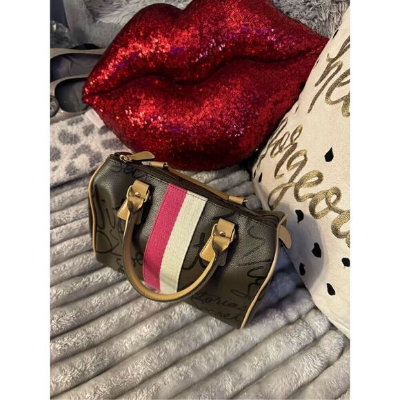 ￼ vintage Victoria’s Secret satchel, handbags, supermodel purse - Picture 2 of 10